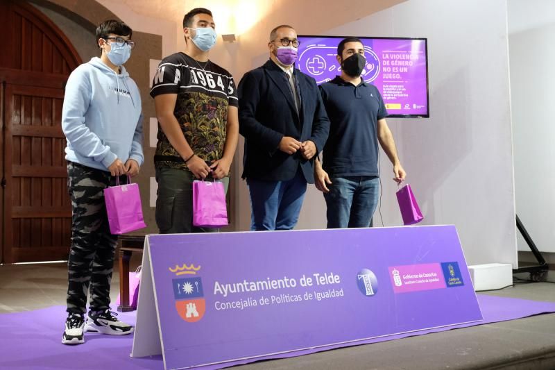 Entrega de premios a los creadores de videojuegos