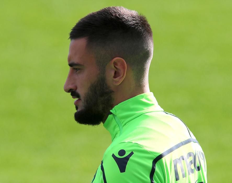 Gran ambiente en el entrenamiento del Levante UD