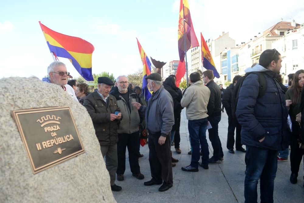 Vilagarcía conmemora la II República