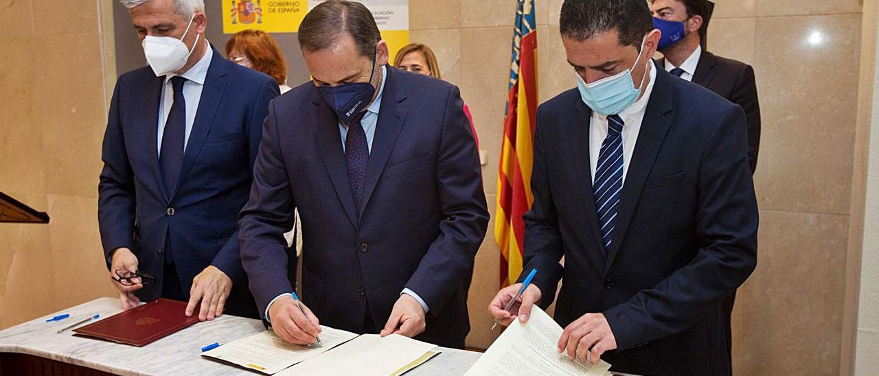 Imagen de la plaza de España, punto neurálgico del centro histórico alcoyano. | JUANI RUZ