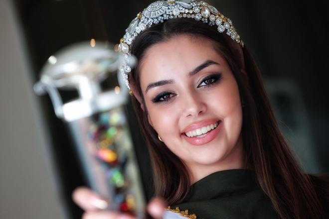 Corina Mrazek, el día después de coronarse como Reina del Carnaval
