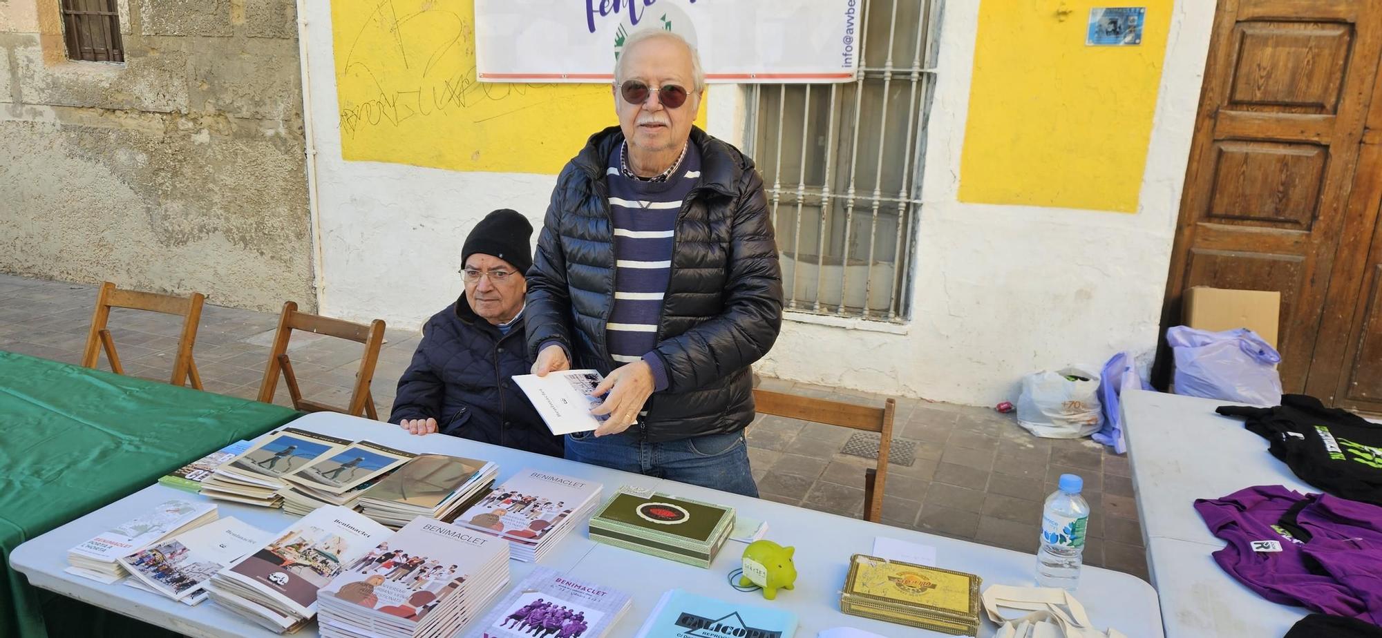 Benimaclet inaugura la Navidad con un Mercado de Artesanía