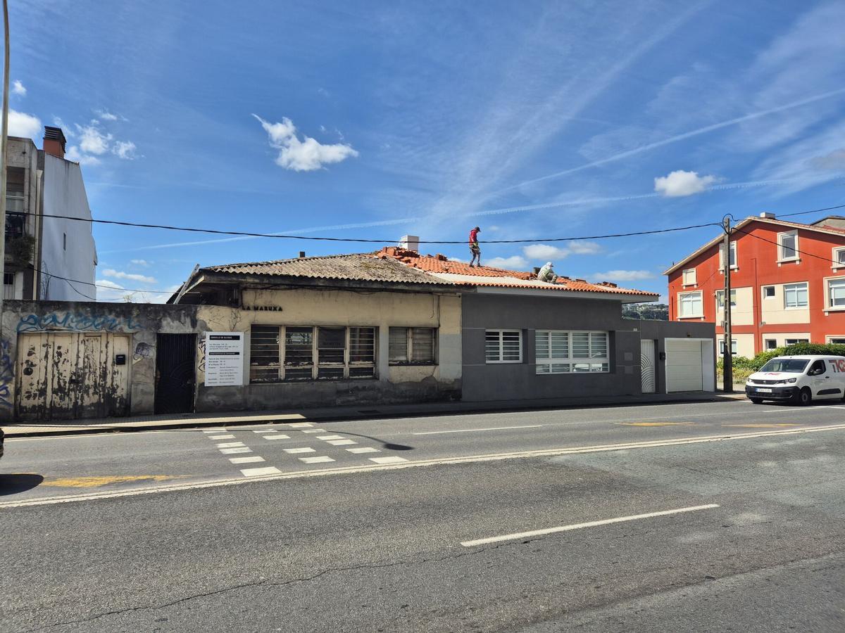 Vila Maruxa y O Rosal, en la N-6 a su paso por Perillo (Oleiros).