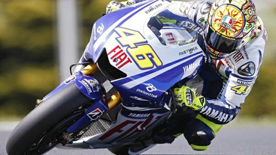 Valentino Rossi cdurante los entrenamientos libres del GP de Australia.