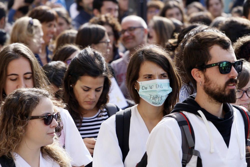 Un miler d'estudiants demanen l'alliberament dels «presos polítics» a Girona