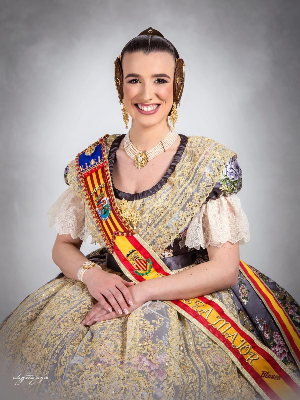 Su foto oficial como fallera mayor