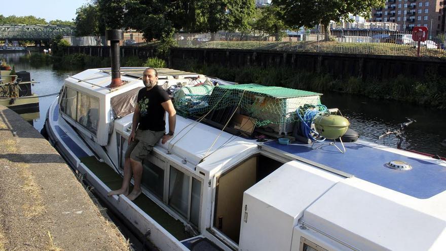 El precio de la vivienda en Londres empuja a sus habitantes a vivir en barcos en el río