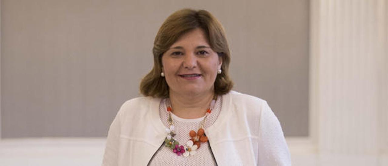 La presidenta del PPCV y portavoz del grupo parlamentario, Isabel Bonig, en las Corts | Foto: Fernando Bustamante