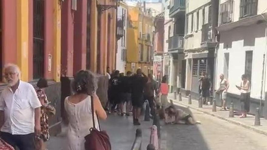Vídeo | Pelea en los Corralones de la calle Castelar