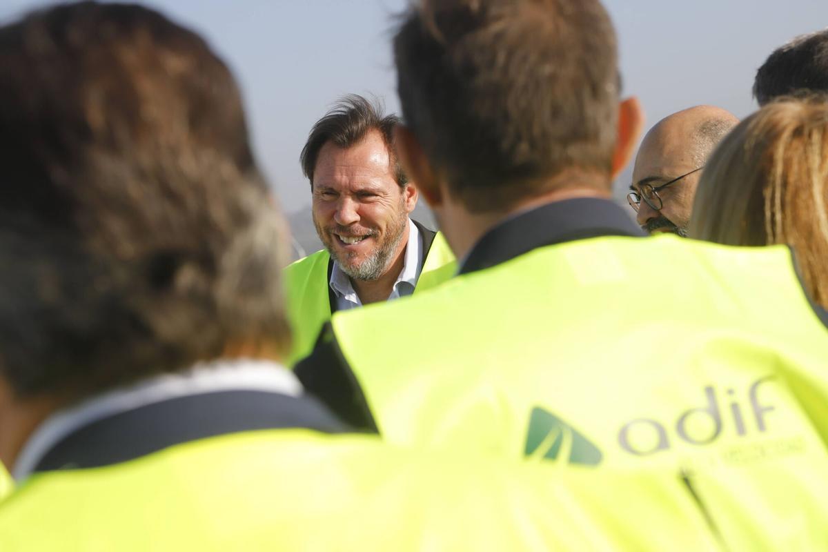 A.J.González Córdoba Óscar Puente ministro transporte visita obras del Bypass de Adif en Almodóvar