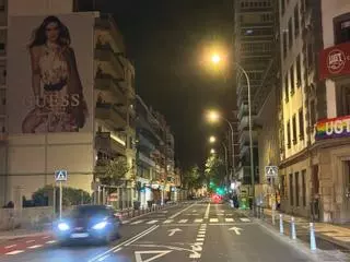 La avenida Primero de Mayo renueva su alumbrado con tecnología LED para reducir el consumo