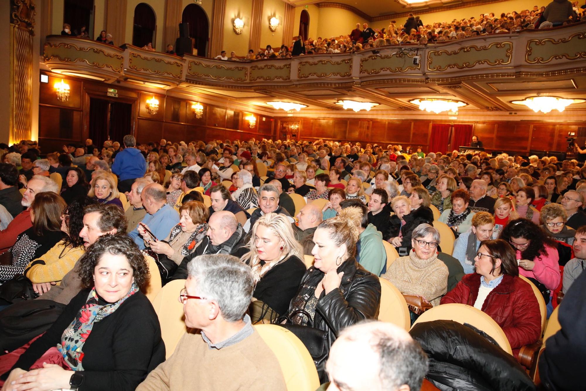 Gala de solidaridad de la federación vecinal de Gijón