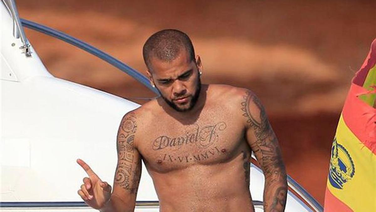 El tatuatge que va acabar enterrant les versions de Dani Alves