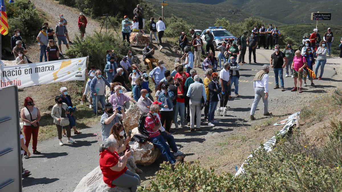 Protesta al coll de Banyuls pel «ridícul» bloqueig de la frontera