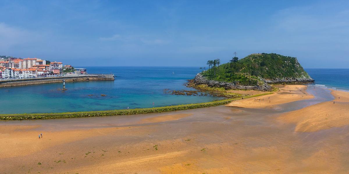 Playa de la isla de San Nicolás, Vizcaya