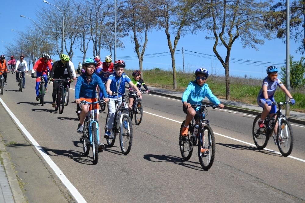 El Día de la Bici en Benavente, en imágenes