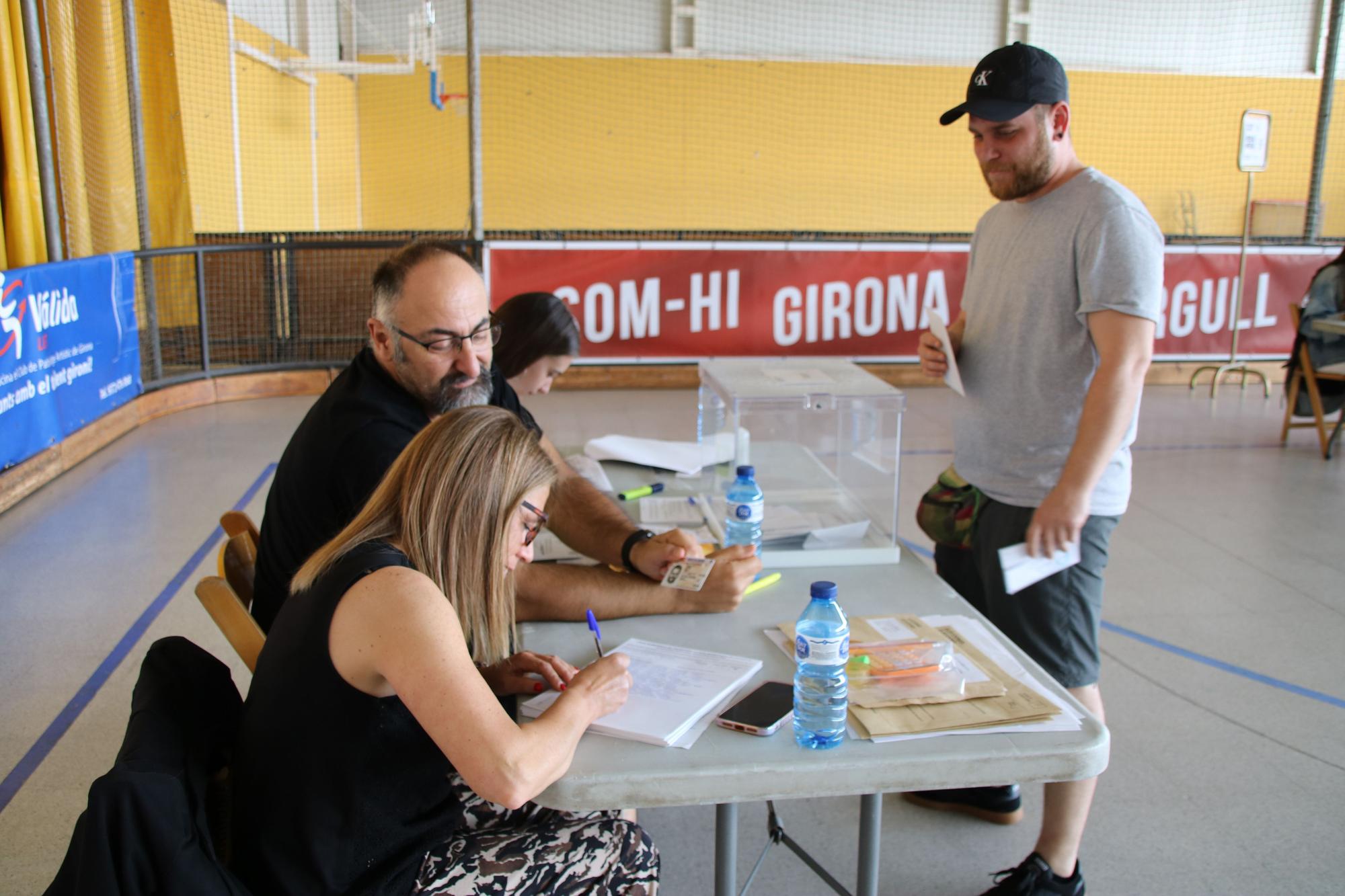 Primeres votacions a Girona