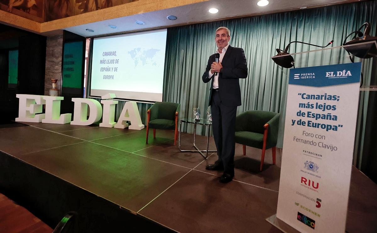 Fernando Clavijo en el Foro de El Día 'Canarias; más lejos de España y Europa' Fernando Clavijo en el Foro de El Día 'Canarias; más lejos de España y Europa'