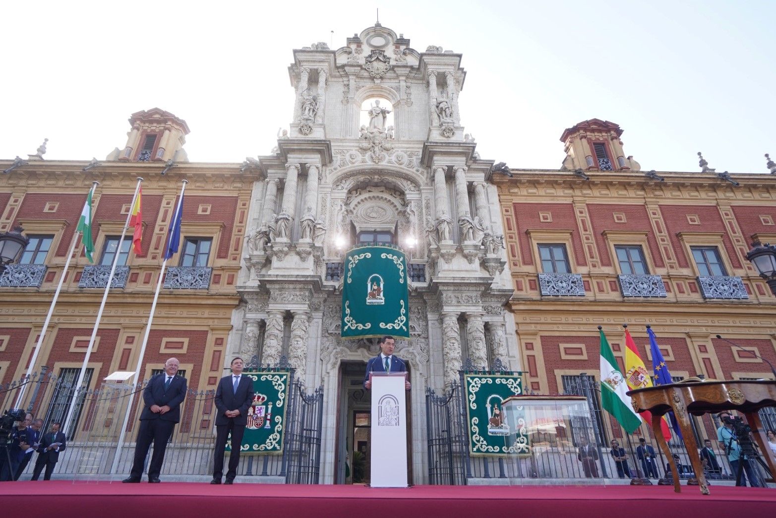 Juanma Moreno toma posesión como presidente de La Junta de Andalucía