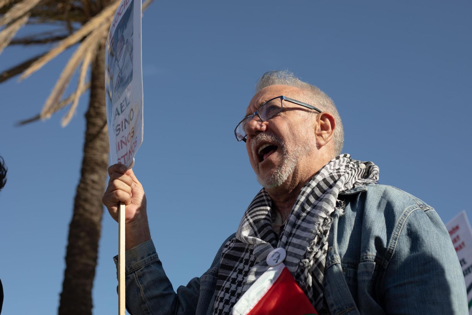 Protesta contra la llegada del buque Borkum a Cartagena