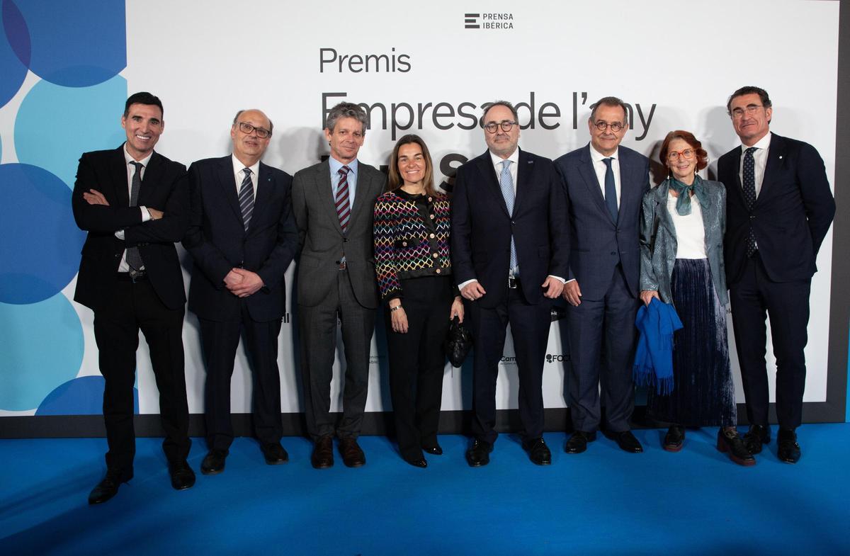 Miguel Vicente, de Barcelona Tech City; Xavier Panés, presidente de CECOT; Enric Brazis, director general de Catalunya de ENDESA; Maite Barrera, de Barcelona Global; Chema Casas, director general de Telefónica en Catalunya; Albert Sáez, director de EL PERIÓDICO; Esther Giménez Salinas, Síndic de Greuges, y Xavier Segura Zariquey, de Segura Procuradores.