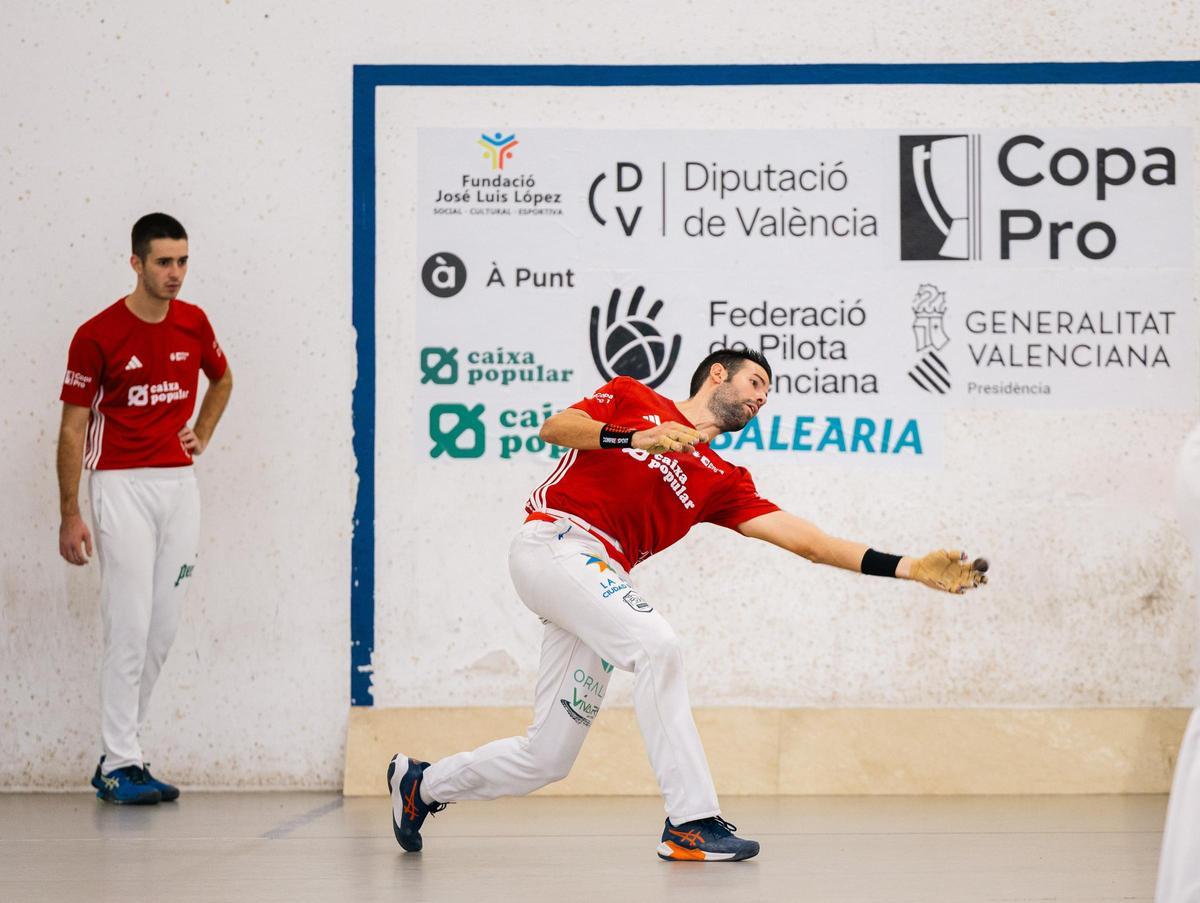 2   Pere Roc II fent el dau