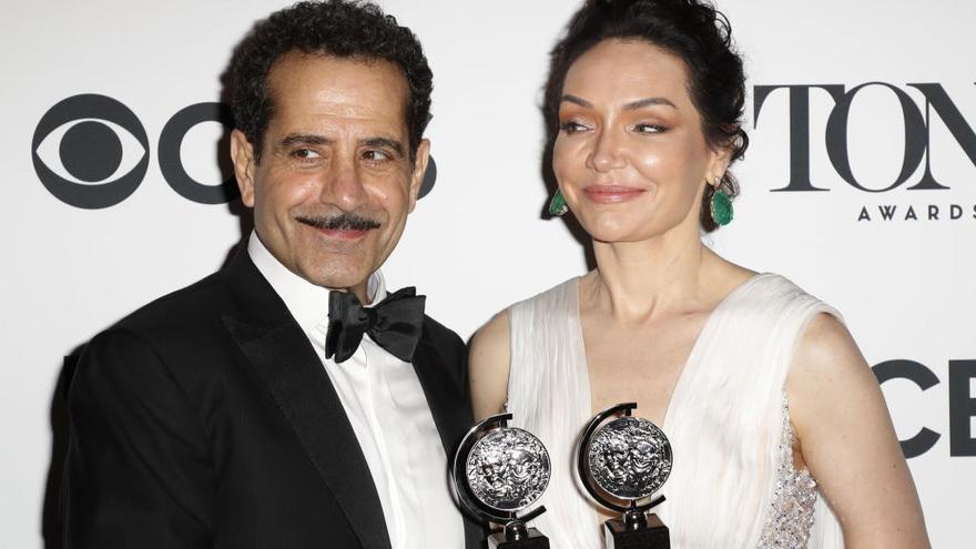 Tony Shalhoub y Katrina Lenk , premiados por su trabajo.