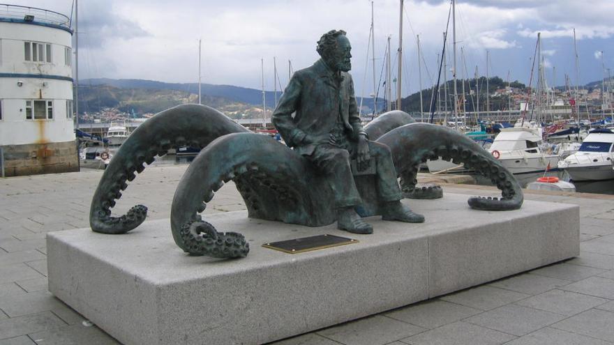 Estatua de Julio Verne en Vigo // FARO