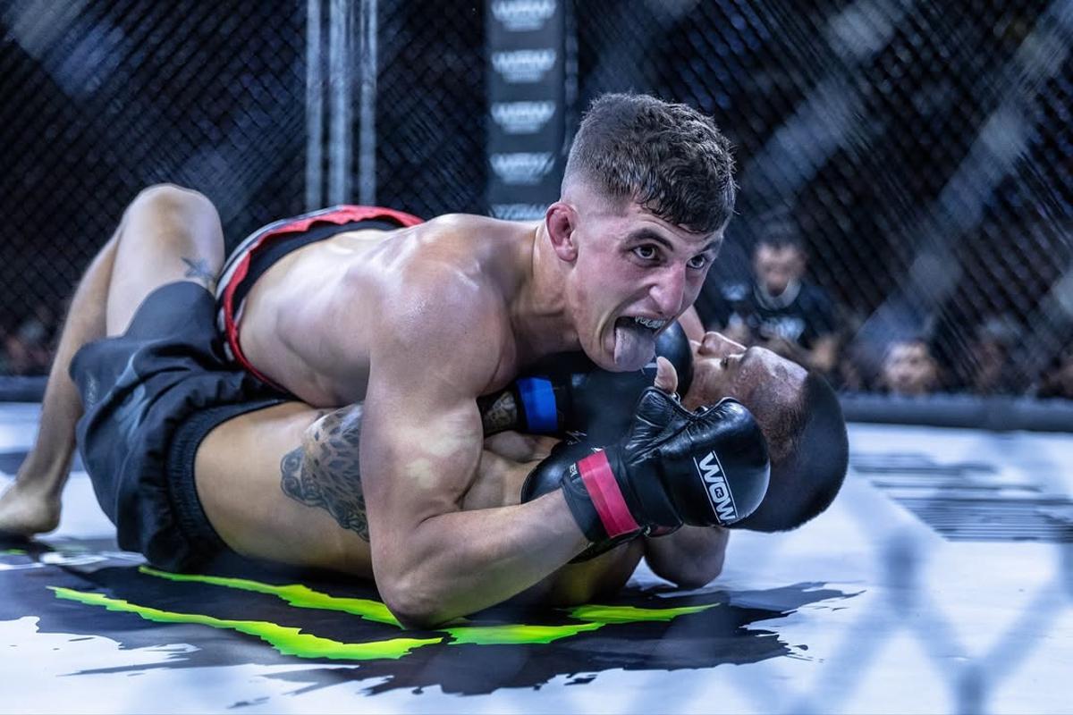 Liam Arjona consigue una sumisión en su debut PRO
