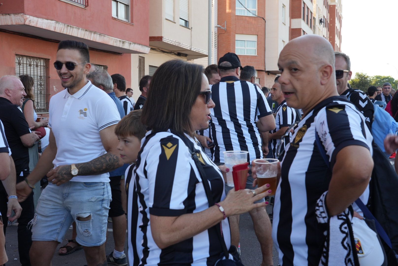 Así disfruta la afición del CD Castellón en Castalia