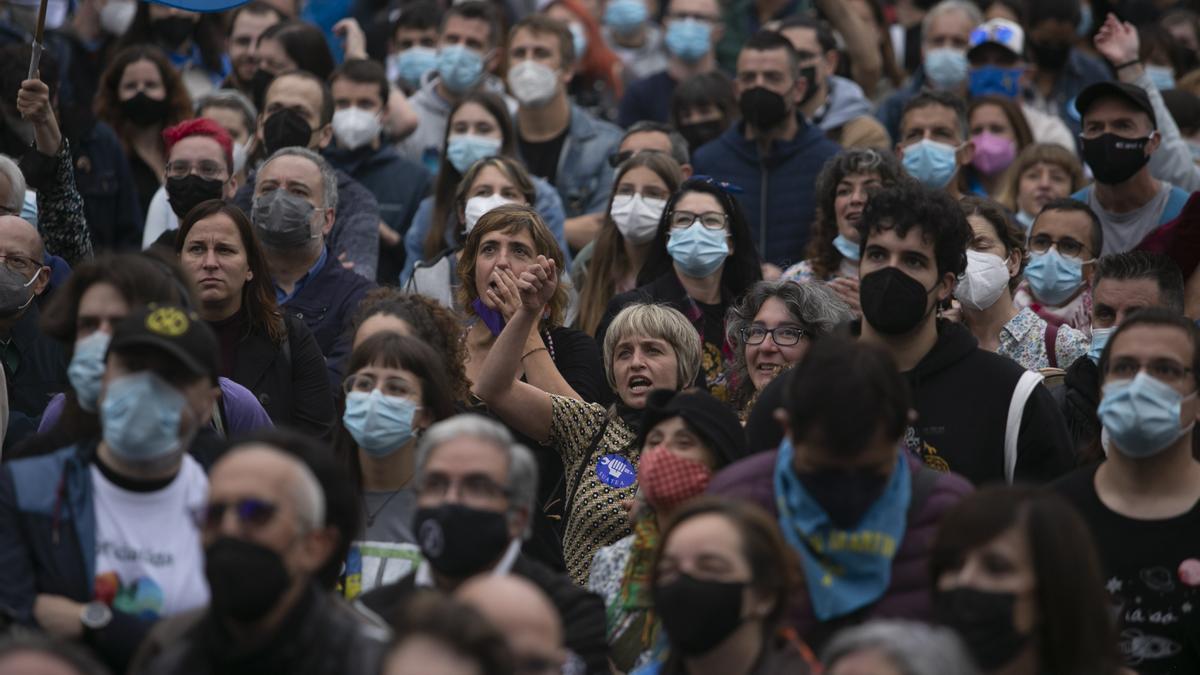 Los partidarios de la cooficialidad del asturiano se manifiestan en Oviedo