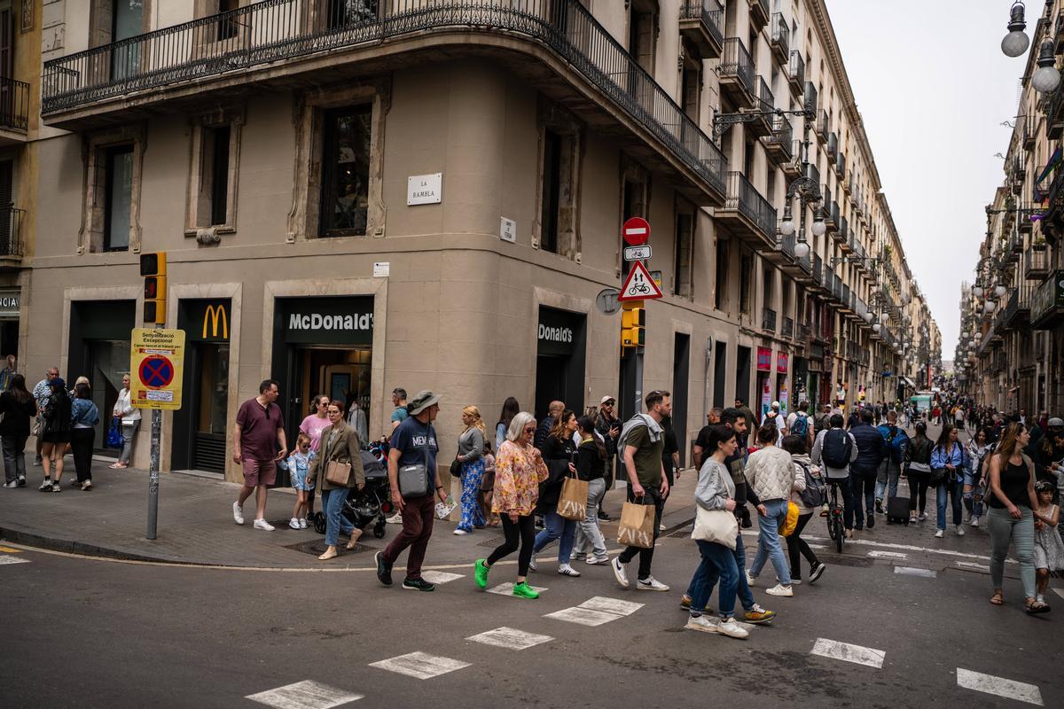 Los primeros McDonald's de Barcelona: el segundo local fue en la Rambla, esquina Ferran