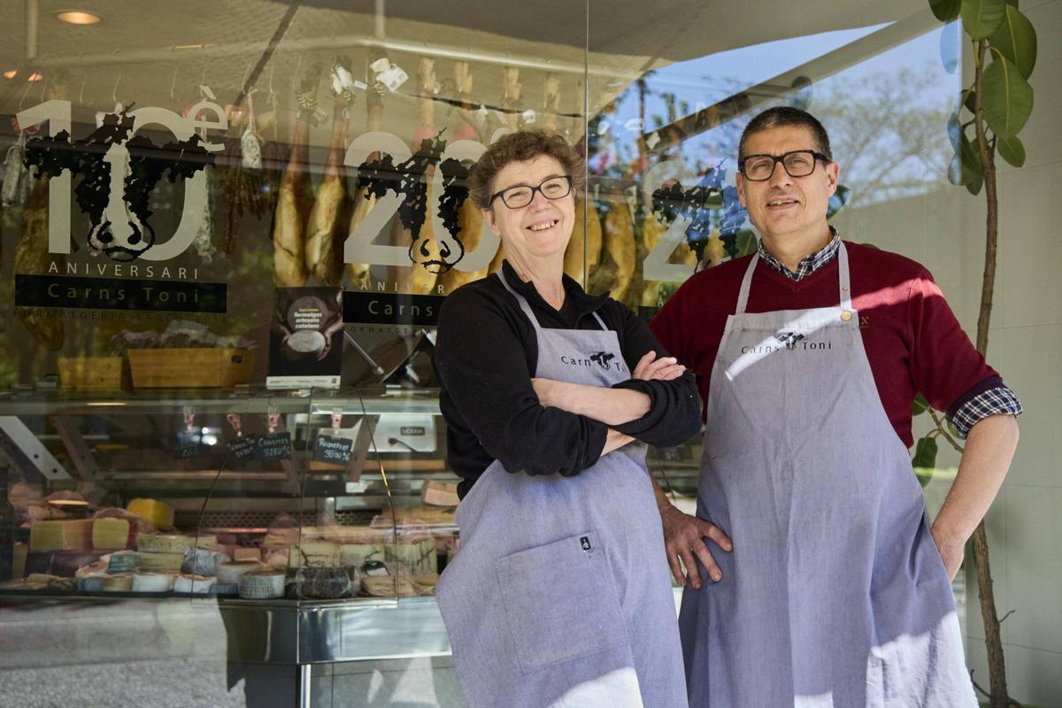 Toni Rodríguez i Clara Muñoz, propietaris de Carns Toni.