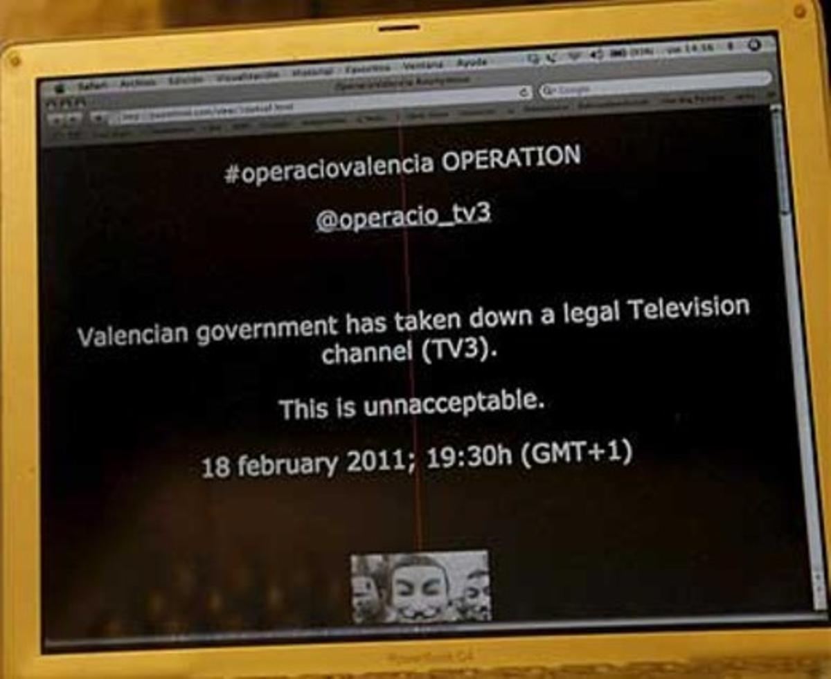 Missatge del col·lectiu Anonymous a la web. Missatge del col·lectiu Anonymous a la web.