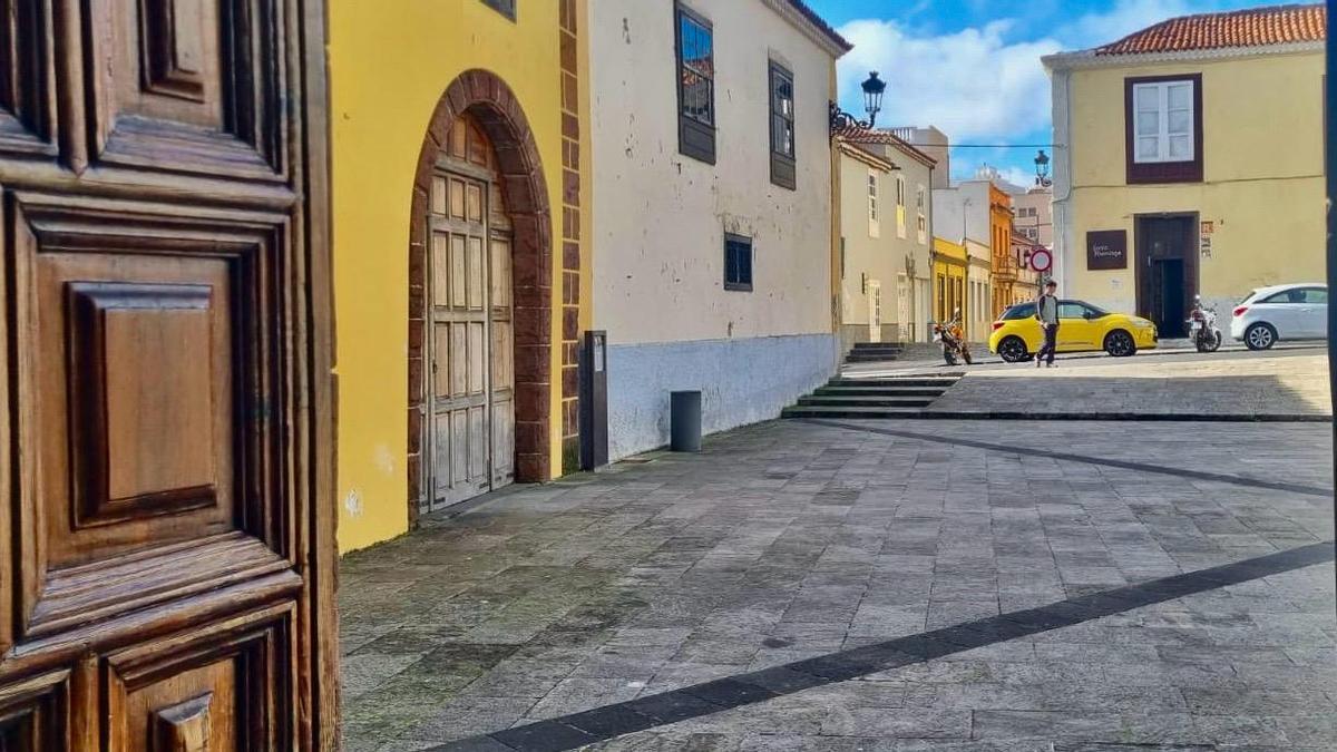 La obra reemplazará la pendiente de la plaza de Santo Domingo para hacerla más accesible.