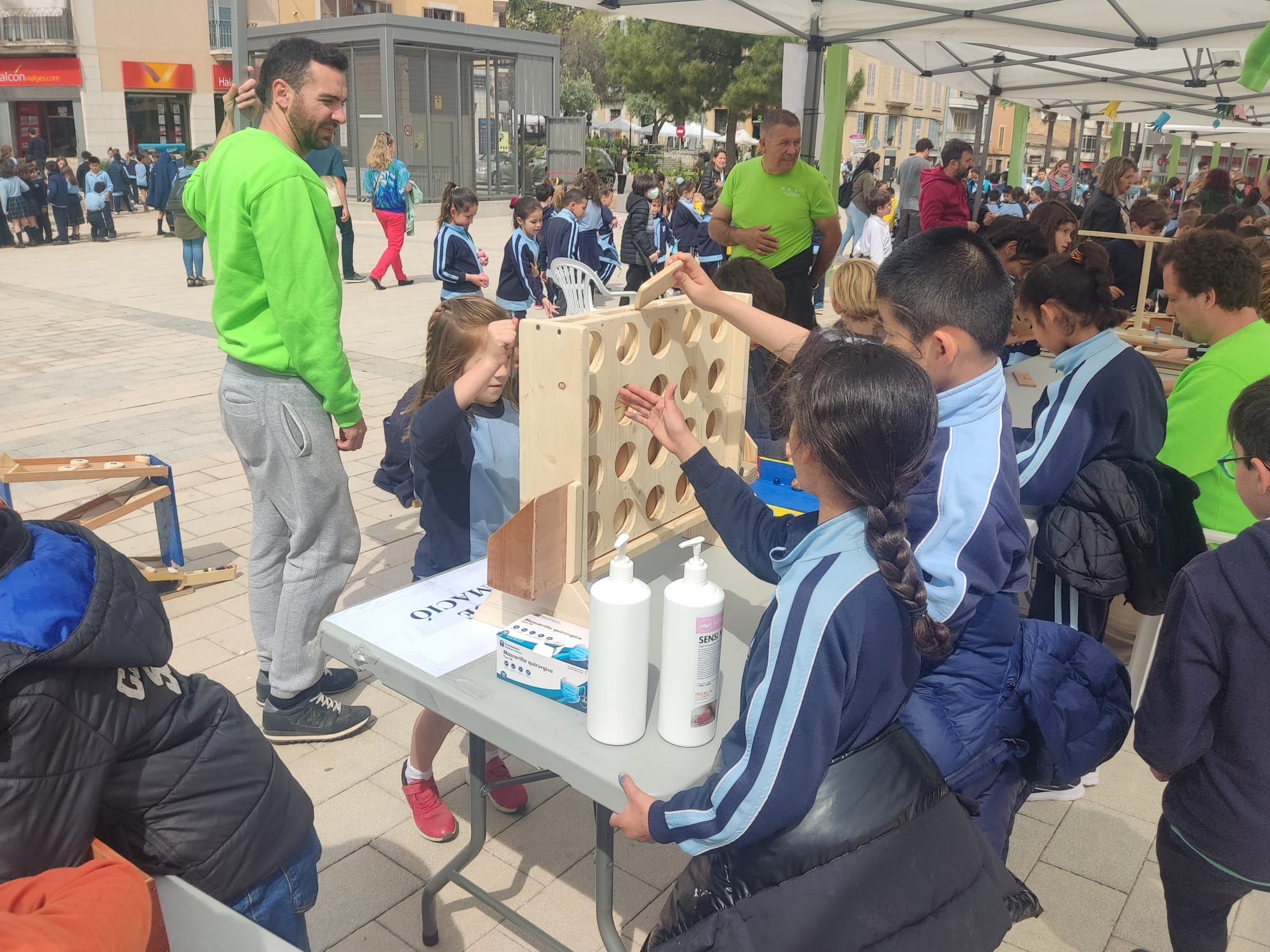 Inca recupera el Dijous Gros con un gran ambiente