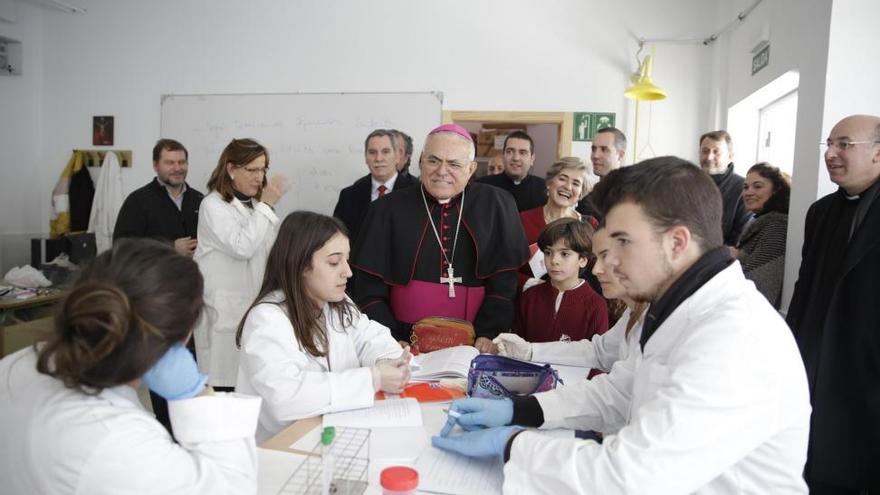 El obispo de Córdoba desea &quot;una educación que pueda transmitir la visión cristiana&quot;