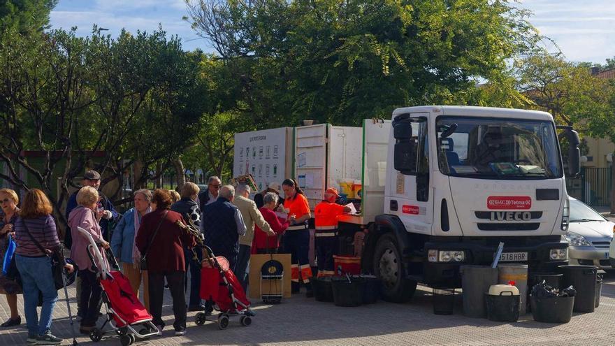 El PSOE de Castelló inicia acciones legales contra el 'basurazo' y el PP lo acusa de "embarrar"