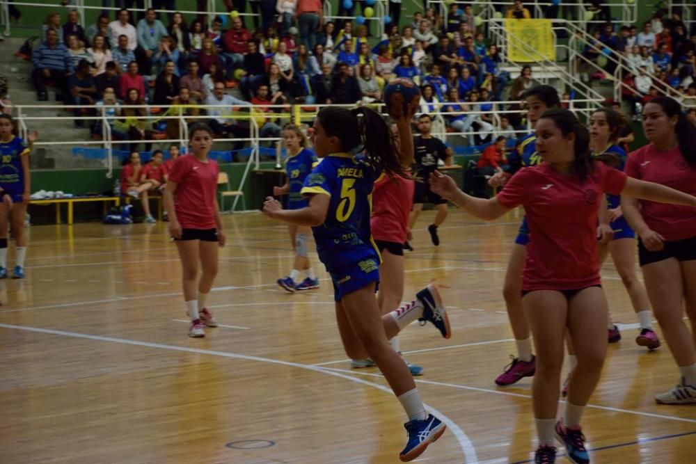 Balonmano: el Maristas Cartagena, campeón regional infantil femenino