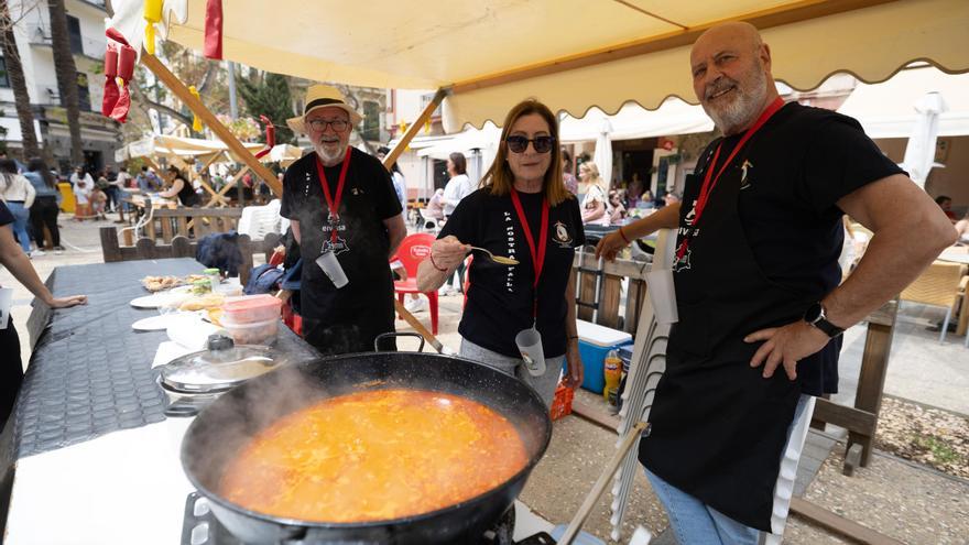 Mira aquí todas las fotos del concurso de arroz a la marinera de Ibiza