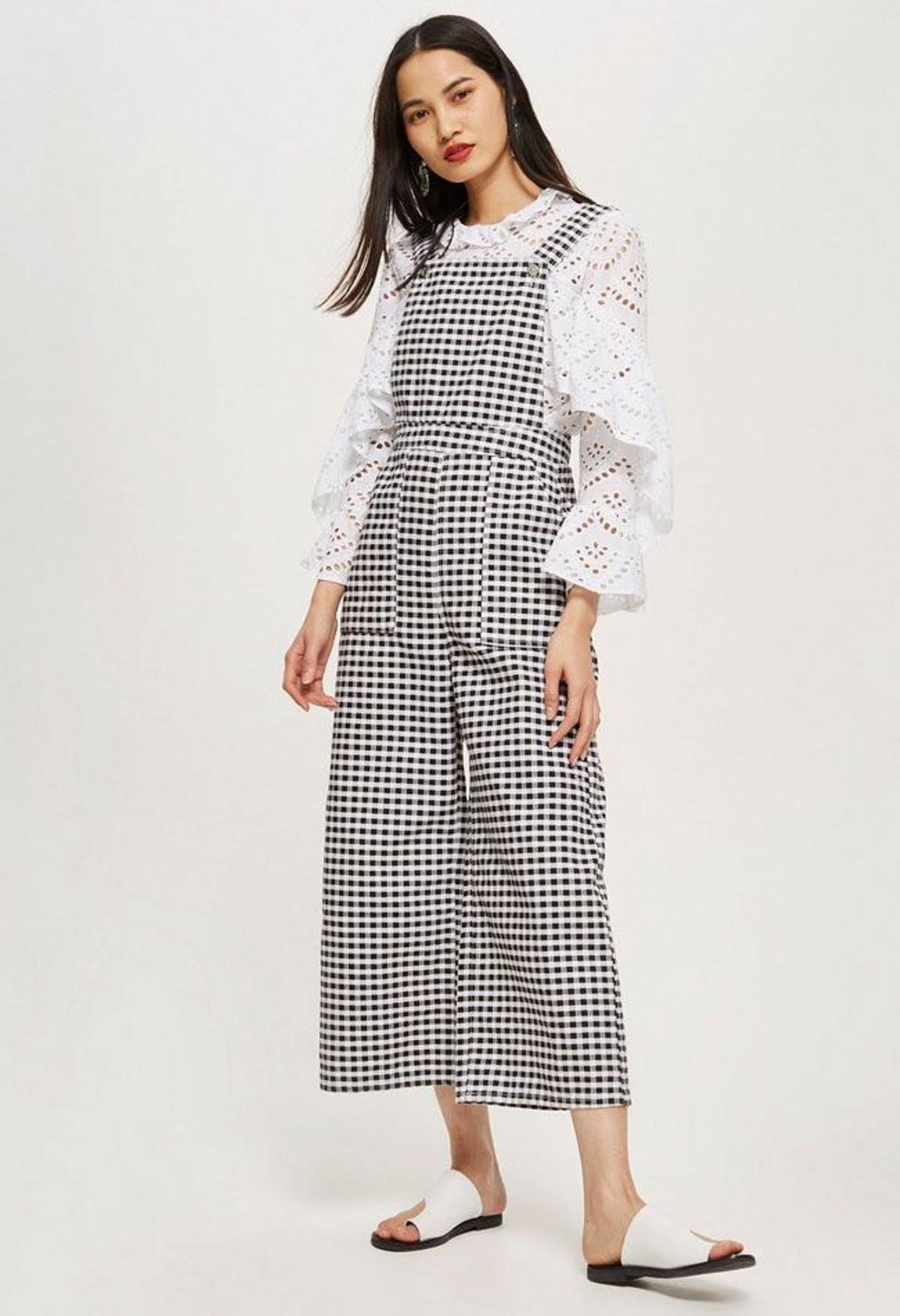 Peto, la prenda viral de la primavera: de cuadros Gingham de Topshop