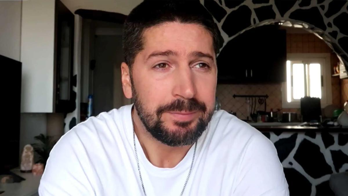 Lester cuenta su adicción a las drogas