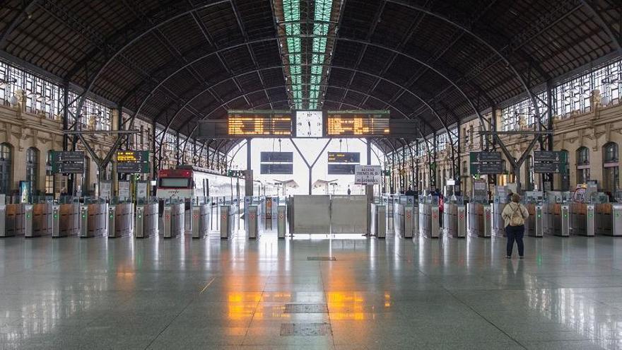 Los sanitarios podrán viajar gratis en Renfe