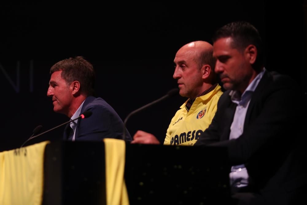 Homenaje del Villarreal a los héroes del primer ascenso