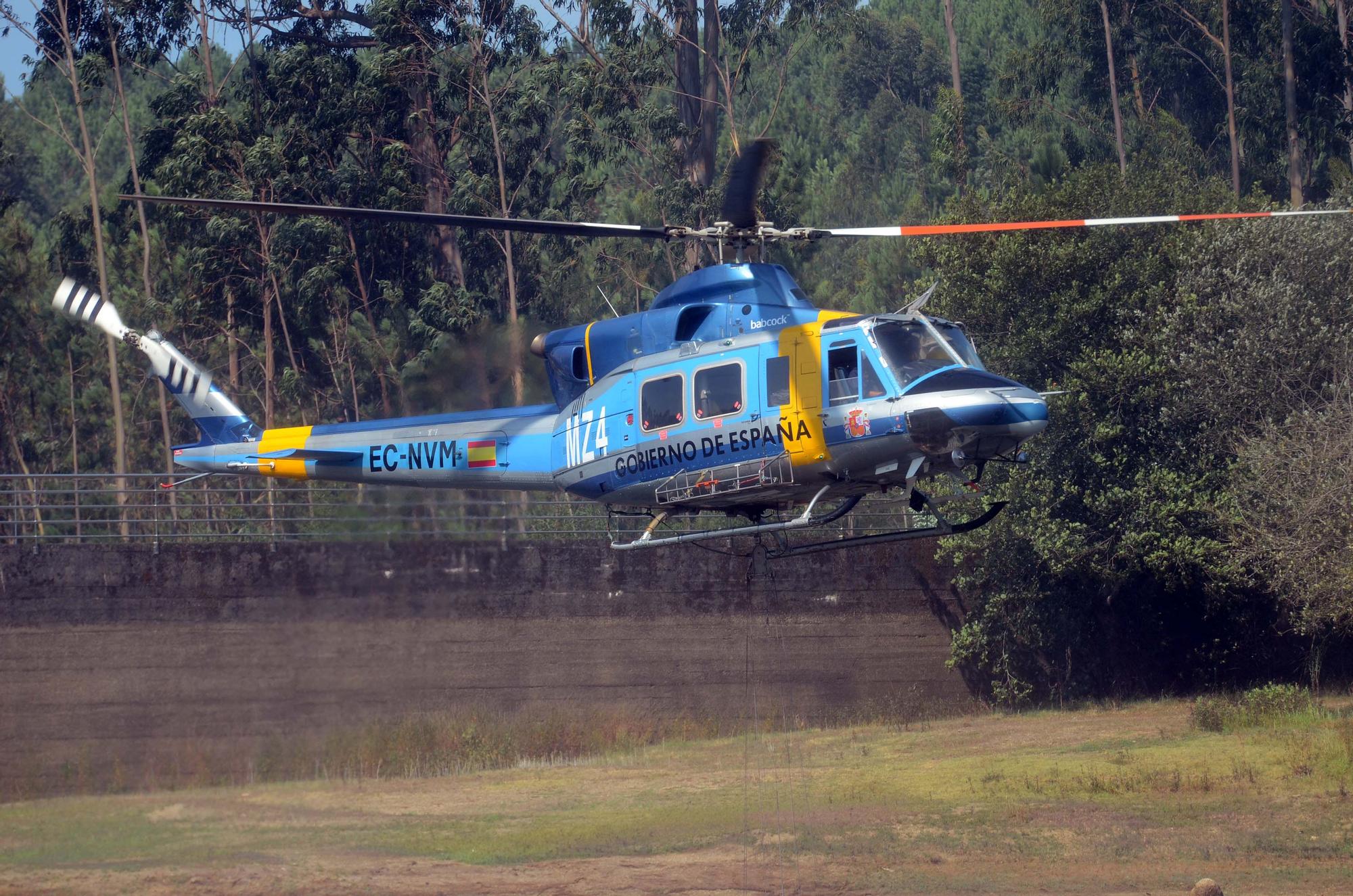 Jornada de humo y cenizas en Arousa con hasta cuatro focos activos