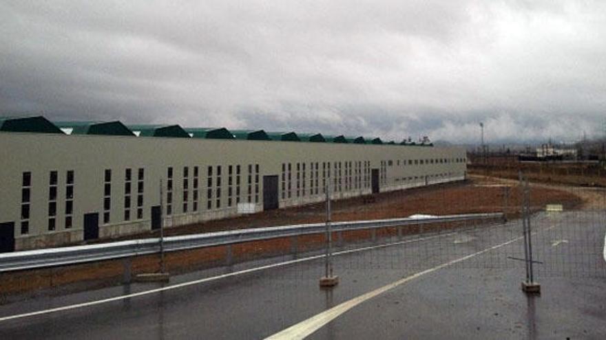 Centro de Servicios Ferroviarios construido en Bobadilla Estación.