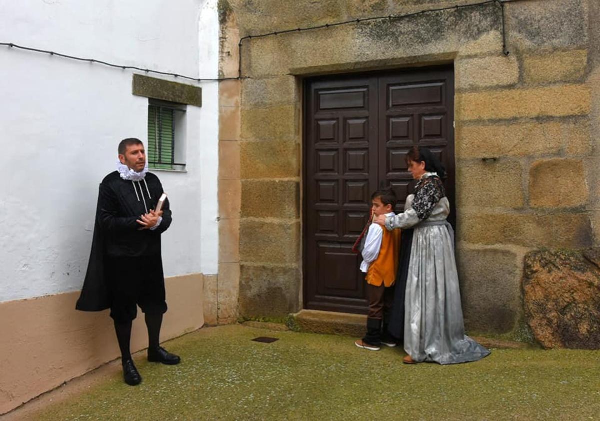 ‘El Brocense’ de niño. Recreación de uno de los vecinos más ilustres de Brozas.