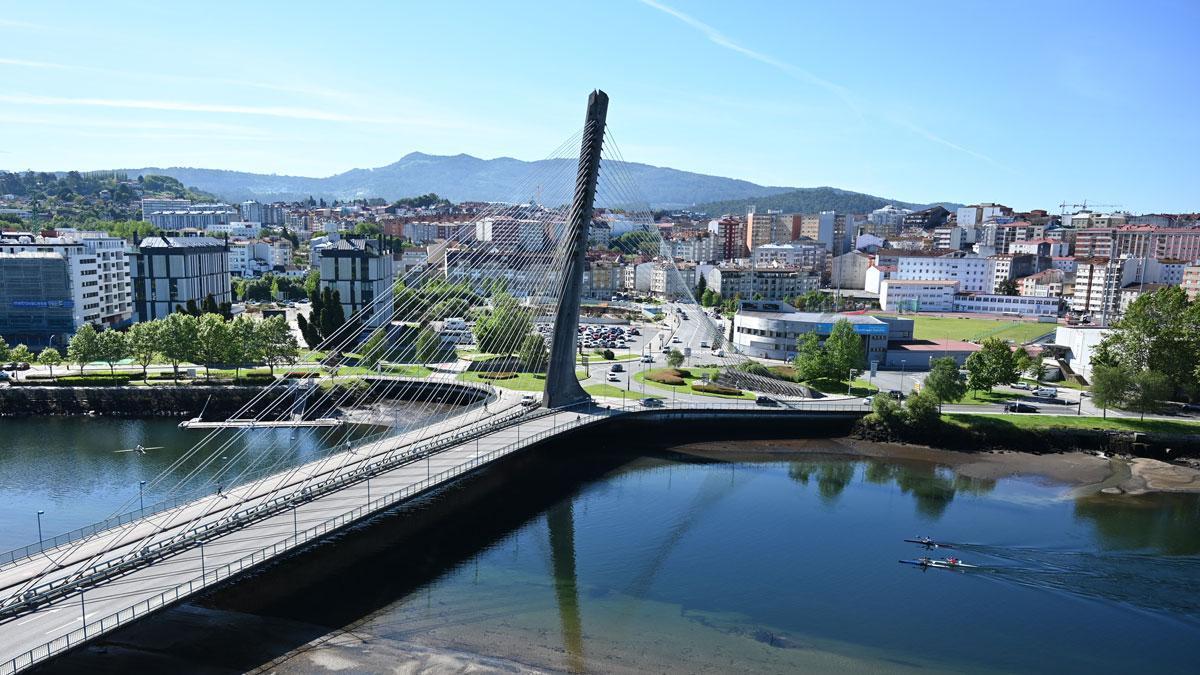 Ponte dos Tirantes sobre el río Lérez, entorno en el que se localizó el cadáver.