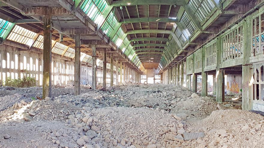 Estado actual de la vieja fábrica de GEA en Coruxo