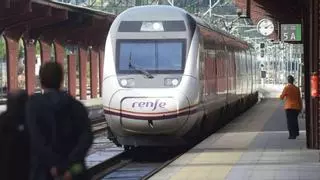 Un tren A Coruña-Vigo sale con retraso por un conato de incendio